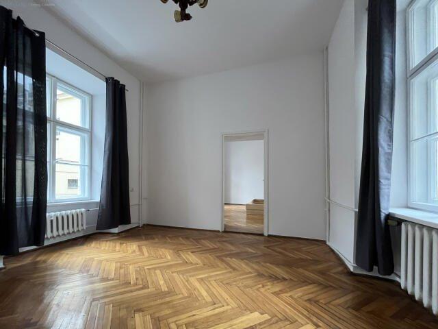 Stylowe 55 m² w sercu Starego Miasta, odnowione, jasne