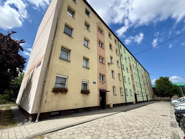 Krapkowice, osiedle 1000 lecia, 45 m2