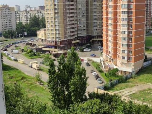 Краснодар, Западный округ, Калинина ул,13/63