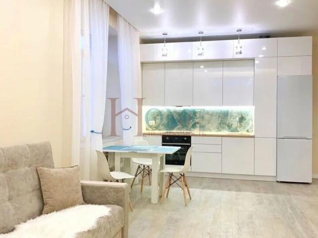Краснообск пгт, 3 й кв л,20