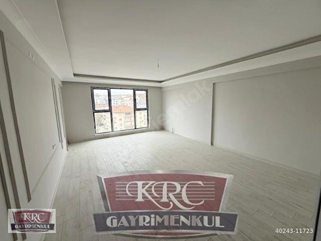 KRC'DEN BAŞKENTRAYA YAKIN MERKEZİ LOKASYONDA 3+1 SIFIR DAİRE
