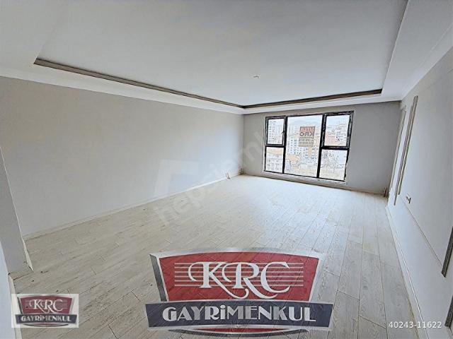 KRC'DEN SIFIR BİNADA GİYİNME ODALI KİLERLİ 3+1 SATILIK DAİRE