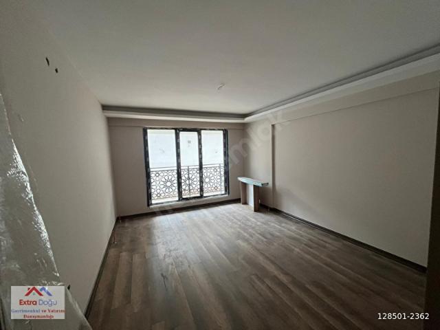 KREDİYE UYGUN FIRSAT DAİRE*CADDE YAKINI 1.KATTA SIFIR 3+1 DAİRE