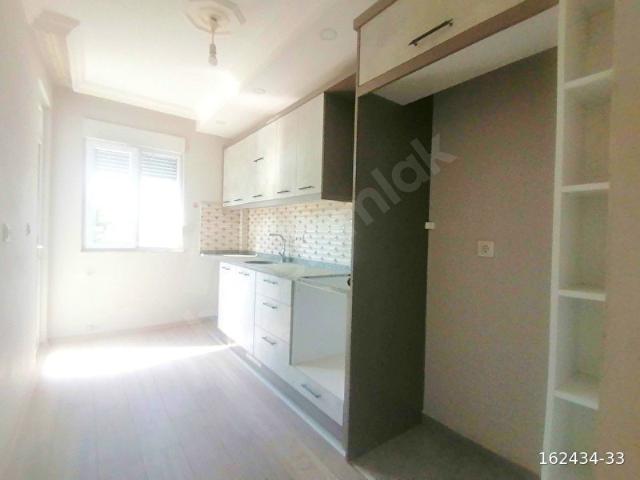 Krediye uygun havuzlu site içi Tramvaya yürüme mesafesinde geniş 2+1!