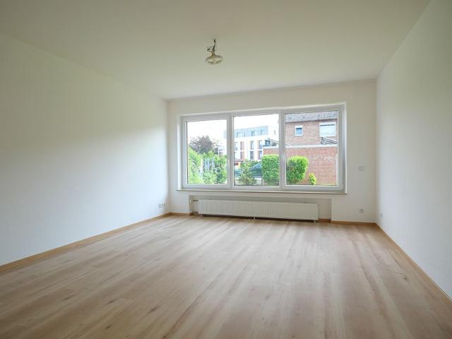 Krefeld Gartenstadt: Hübsches Apartment mit Grünblick und Stellplatz