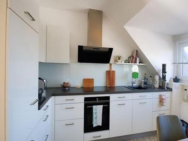 KREFELD HÜLS: 2 ZIMMER MAISONETTE WOHNUNG IN RUHIGER LAGE ZU MIETEN!