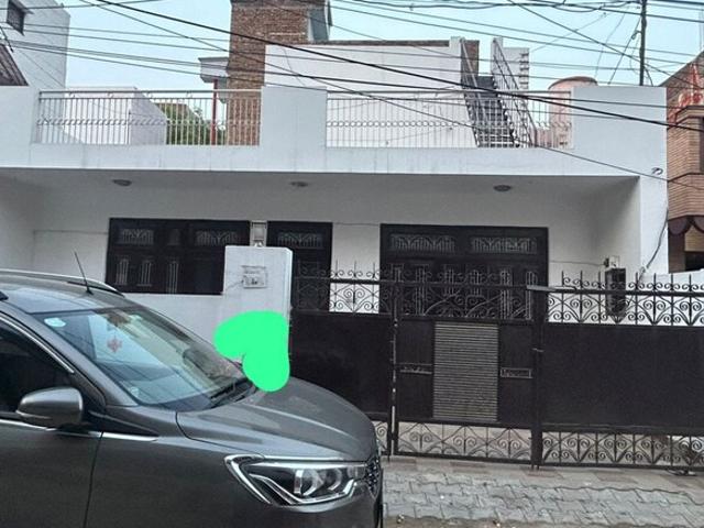 Krishna Colony, Sector 7 3 Bedroom 150 Sq. Yd. Independent House in Krishna Colony Gurgaon Listing ID: #10376