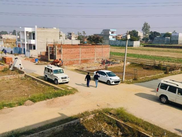 Krishna Kunj 70 Sq.Yd. Plot in Sector 123 Noida Listing ID: #8841