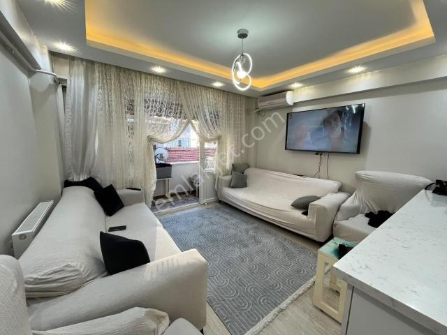 Krista İz Gemlik'te 2+1 Tadilatlı Daire