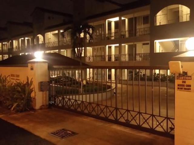 Kristal Court Apartment Robson Heights
