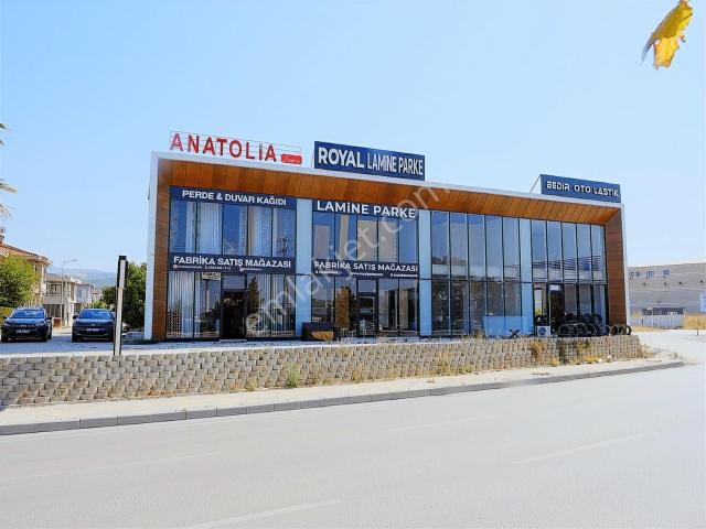 Kristal İz Ahıska Cd. Ticari Ruhsatlı Satılık 3 Katlı İş Yeri