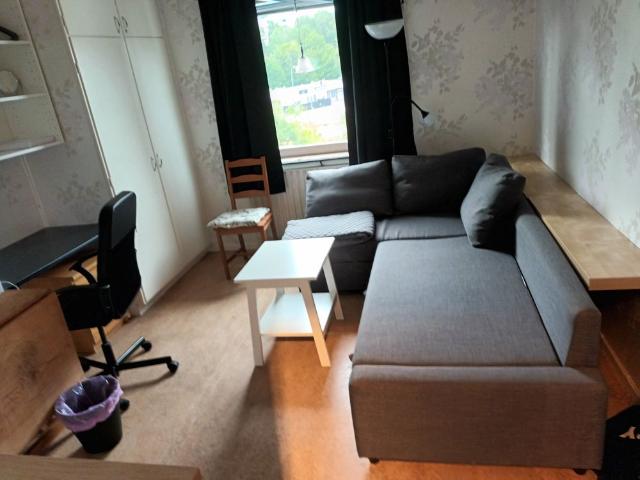 Kristinelundsvägen, Solna