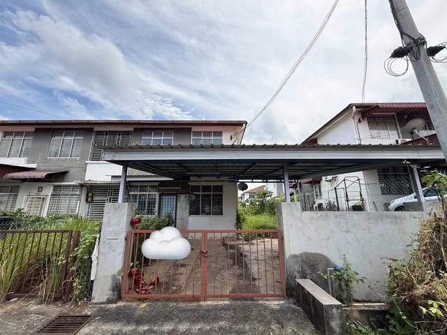 KRUBONG PERDANA Ground Floor TOWNHOUSE With Extra Land Freehold