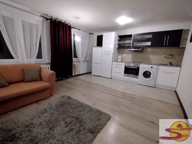 Krucza 50 m², Radom