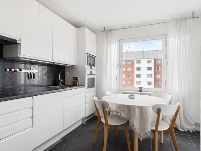 Krysshammarvägen 24