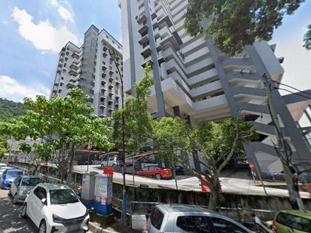 Krystal Heights Greenlane