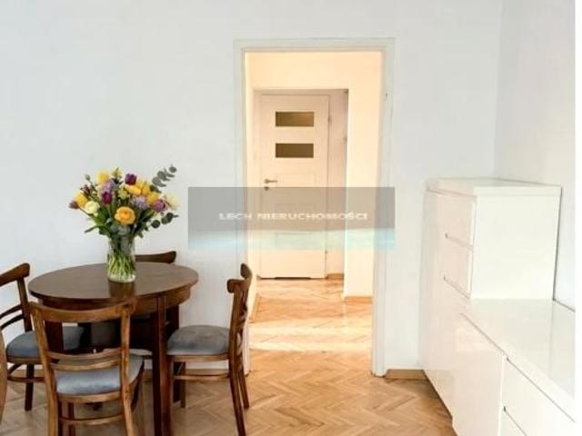 Kwitnąca 37 m², Warszawa