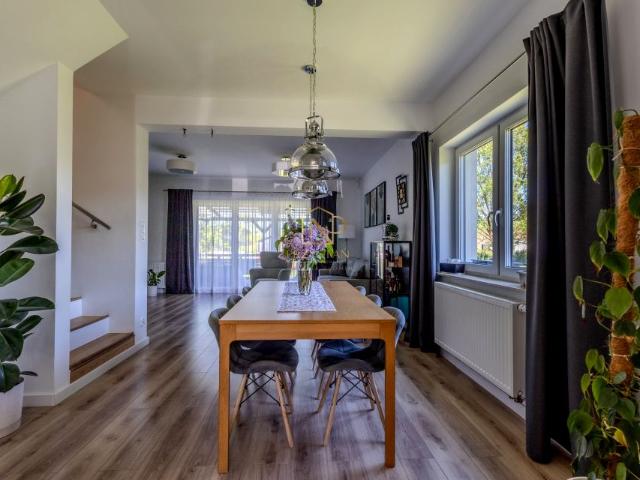 Kwiatowa 139 m², Gowino