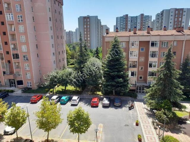 Küçükçekmece Atakent 3.etap 560 Ada Da Arakat Güney Cepheli Satılık 1+1 57m2 Daire