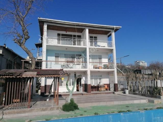Küçükçekmece Göl Manzaralı Komple Müstakil Kiralık Bina