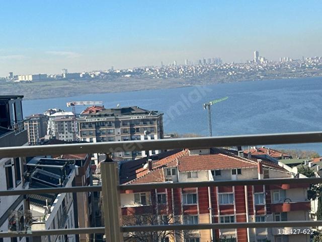 Küçükçekmece de satılık dublex göl manzaralı