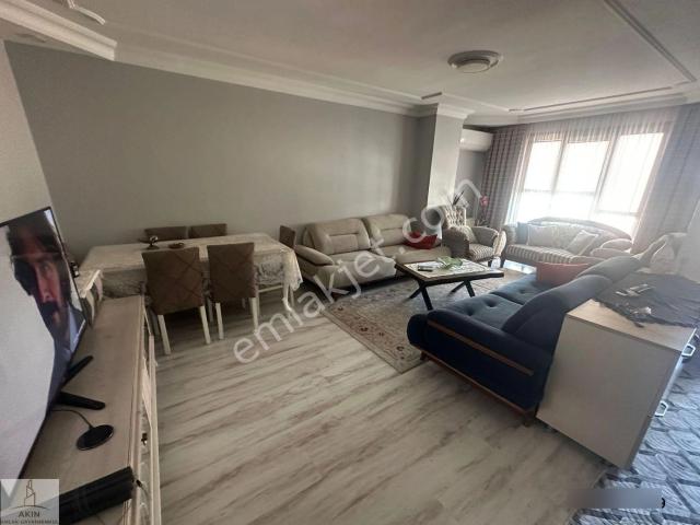 Küçükçekmece'de Satılık 3+2 Dubleks Daire