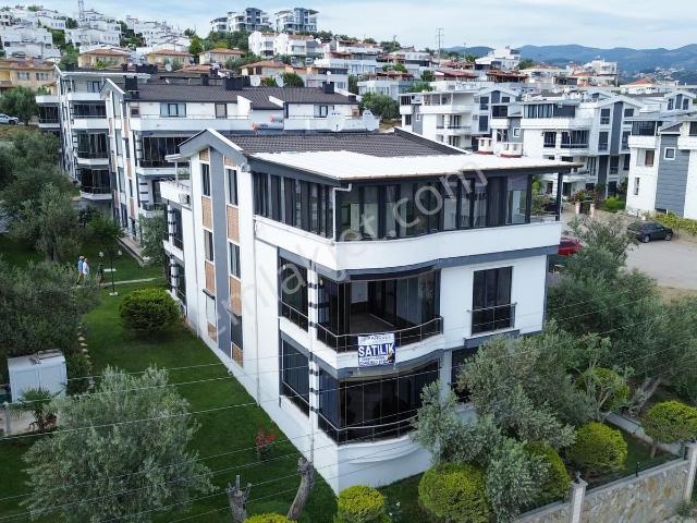 Küçükkuyu Mıhlı Mh. Denize Çok Yakın Satılık 3+1 Dubleks Daire
