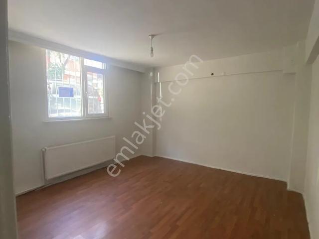 Küçükköy Fevziçakmak Mahallesinde 2+1/80m2/bahçe Katı Kiralık Daire