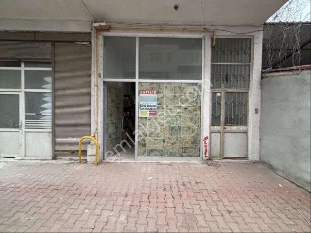 Küçükpazar’a Yürüme Mesafesinde Satılık Dükkan