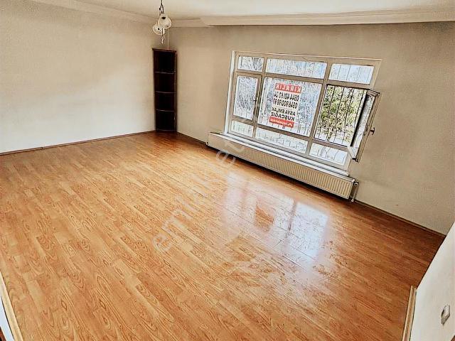 Kuşçağız Cadde Üzeri 3+1 Balkonlu Geniş M2 Kiralık
