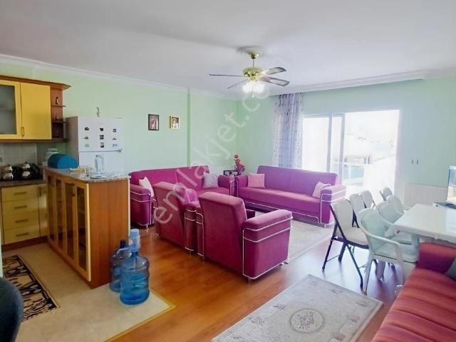 Kuşadası Merkez 2+1 Genis Ferah Daire