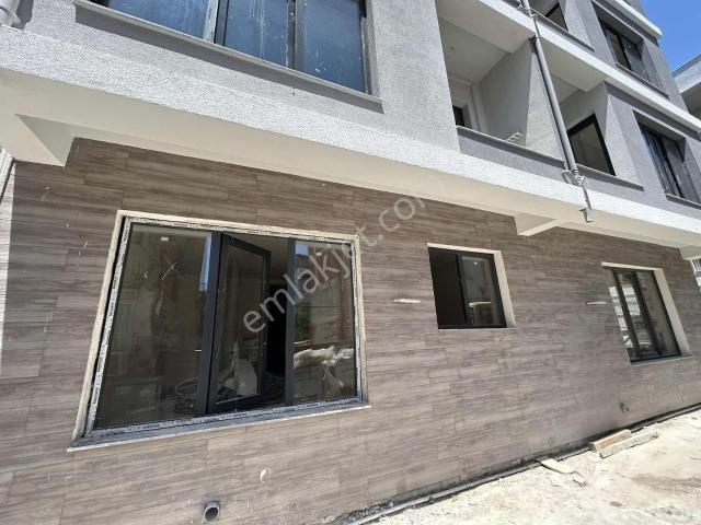 Kuşadası Merkez Sahile Yürme Mesafesinde Dubleks 2+1 Daire