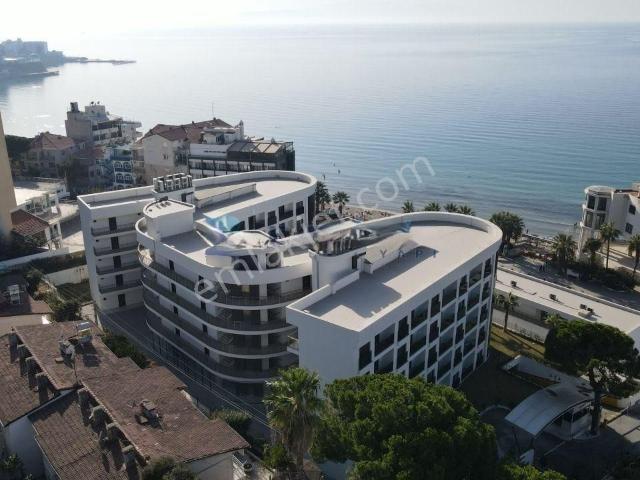 Kuşadasında Denize Sıfır Kadınlar Denizinde 1+1 Sıfır Daire