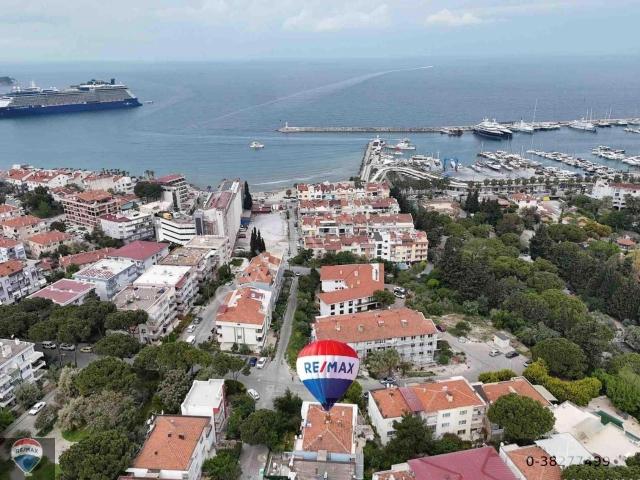 Kuşadasın'da Satılık Daire.