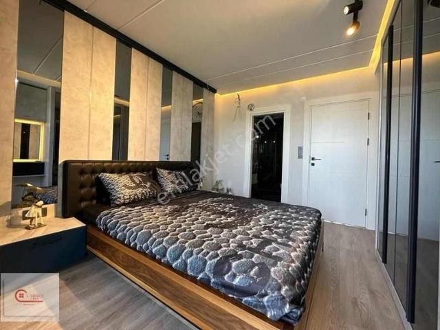 Kuşadası'nda Satılık Lüks İkiz Villa
