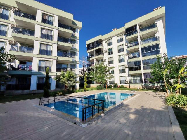 Kuşadası Otogar Arkasında,asansörlü, Doğalgazlı, Havuzlu Sitede, Eşyalı 2+1 Kiralık Daire