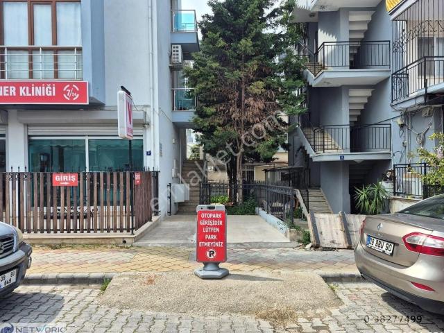 Kuşadası Cumhuriyet'te Merkezi Konumda Kiralık 100 M² Ticari Depo Fırsatı