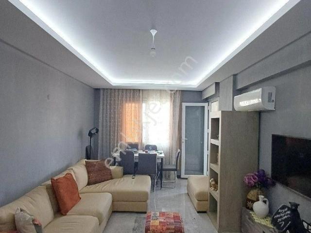 Kuşadası Carşı Merkez Full Eşyalı 1+1 Arakat Daire
