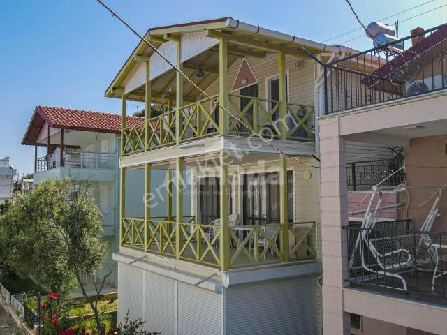 Kuşadası Davutlar Mahallesi Orsen Sitesinde Satılık Yazlık