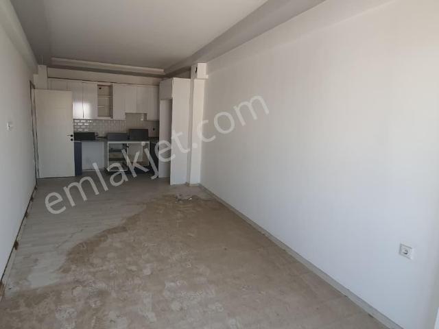 Kuşadası Davutlar Merkezde Uygun Fiyatlı 2+1 Daire 2.630.000
