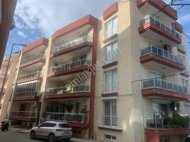 Kuşadası Davutlar Merkezde 3+1 140 M2 Satılık Daire