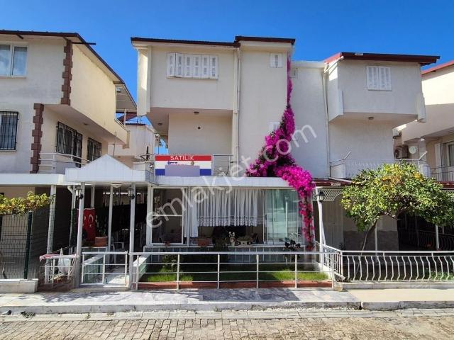 Kuşadası Kadıkalesi Satılık, 4+1,denize 400 Mt. Dubleks