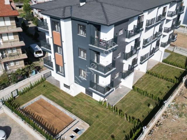 Kuşadası Davutlarda Satılık 2+1 | Havuzlu Deniz Manzaralı Daire