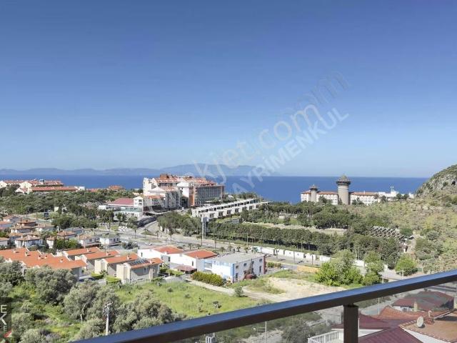 Kuşadası Deniz Manzaralı Satılık 6+2 Villa