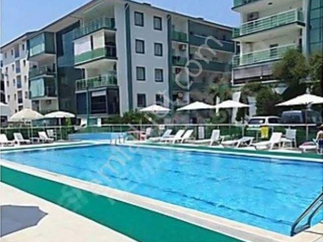 Kuşadası Ege Mah 2+1 Havuzlu Site Arakat
