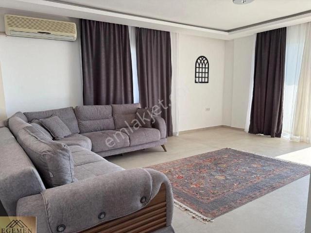 Kuşadası Ege Mahallesi 3+1 Deniz Manzaralı Daire