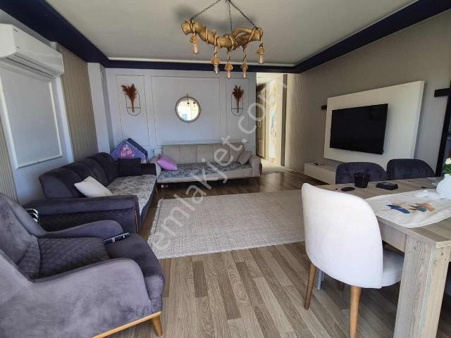 Kuşadası Ege Mahallesi Özel Bahçeli 3+1 Kiralık Daire