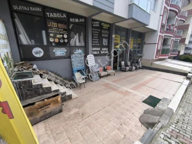 Kuşadası Egemed Hastanesi Civarı Satılık Dükkan