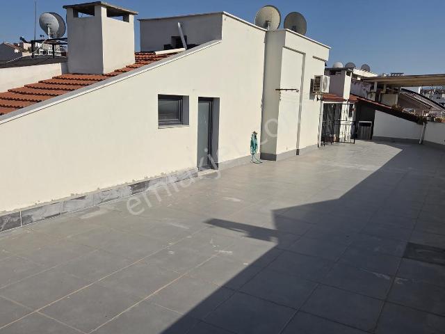 Kuşadası Şehir Merkezi 170m2 Brüt 153m2 Net 1+1 Dubleks Daire