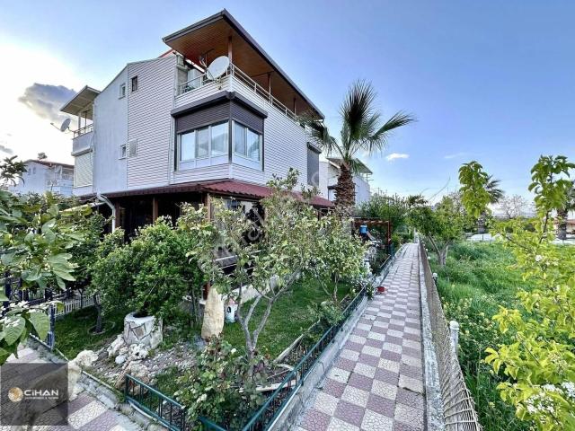 Kuşadası Güzelçamlı'da Masal Gibi 3+1 Satılık Yazlık